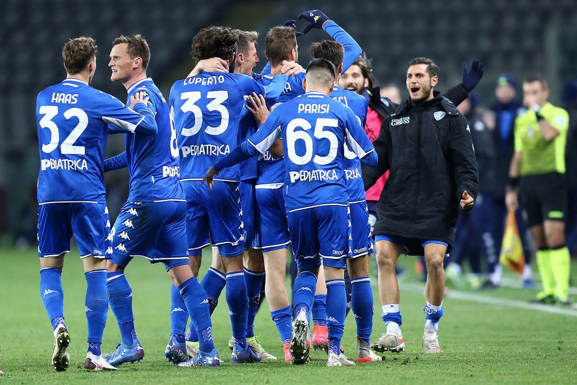 破重大赛事 破重大赛事